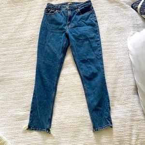 Rise size slim jeans in size 26